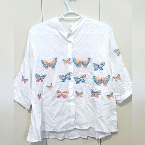 Cute blouse with butterfly embroidery design, 100% cotton, can fit S-M